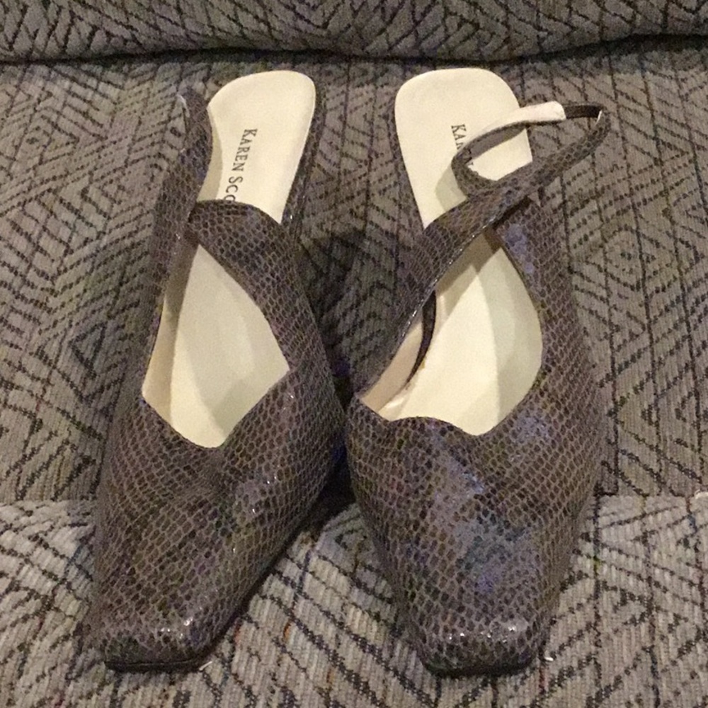 Karen Scott Shoes
